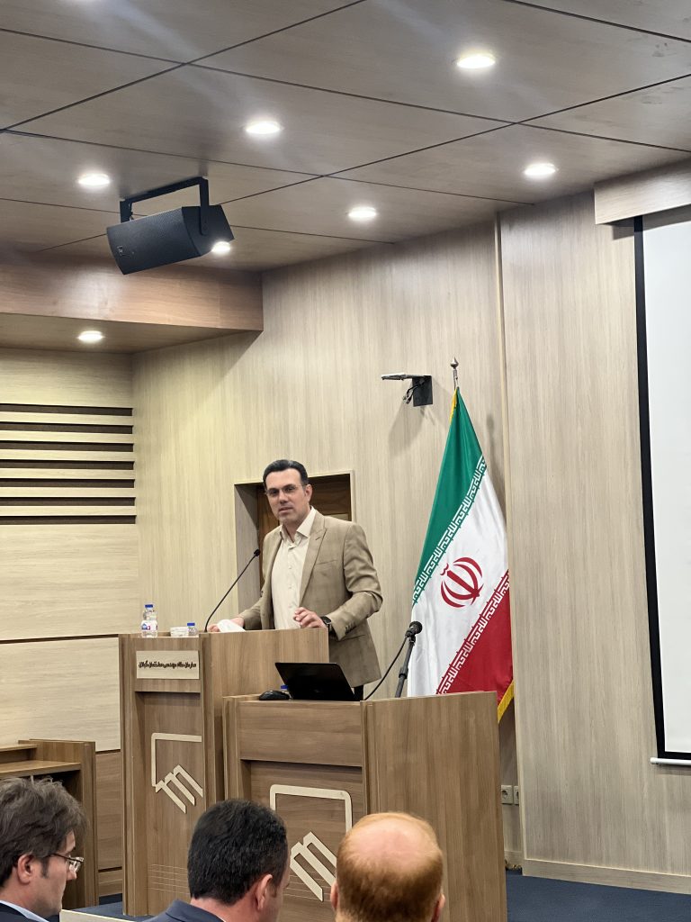 سخنرانی اعضای محترم هیئت مدیره انجمن صنفی پیمانکاران برق - 3