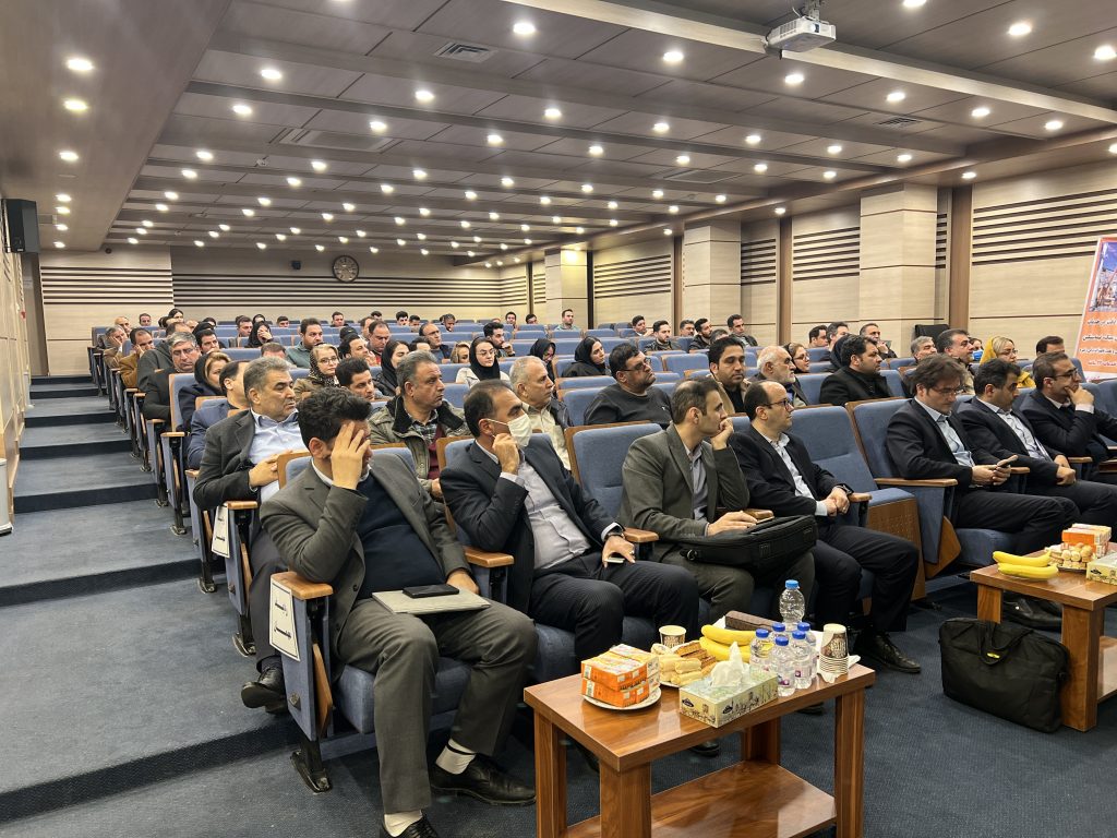 تجلیل از پیمانکاران برتر برق استان گیلان - 3