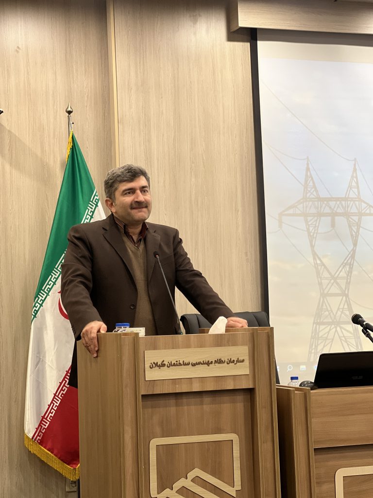 سخنرانی مدیرعامل شرکت توزیع برق و پرسنل محترمشان - ۱